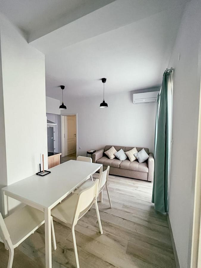 Apartments Happy Sukosan Exterior photo